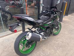 2026 Kawasaki Z500 SE Z Black