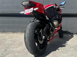 2017 Honda CBR1000RR (FIREBLADE) ABS RED
