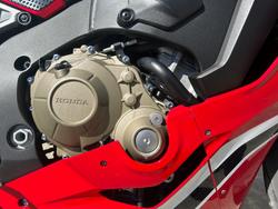 2017 Honda CBR1000RR (FIREBLADE) ABS RED
