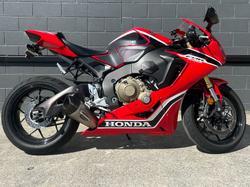 Honda CBR1000RR (fireblade) ABS