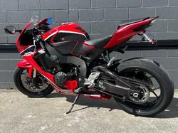2017 Honda CBR1000RR (FIREBLADE) ABS RED