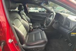 2018 Hyundai Elantra SR Turbo