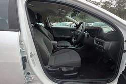 2025 Kia K4 Sport