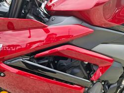 2025 Triumph DAYTONA 660 Red
