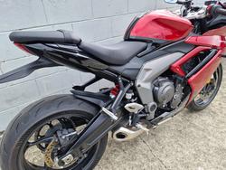 2025 Triumph DAYTONA 660 Red