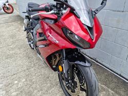 2025 Triumph DAYTONA 660 Red