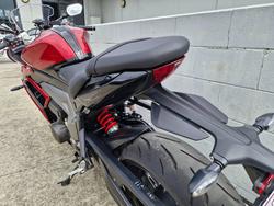 2025 Triumph DAYTONA 660 Red