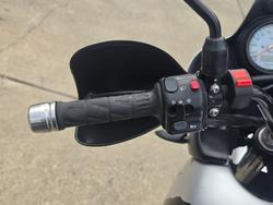 2003 TRIUMPH TIGER 900 Silver