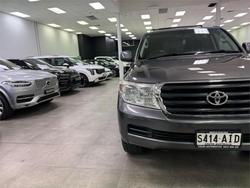 2011 Toyota Landcruiser GXL