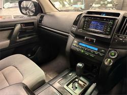 2011 Toyota Landcruiser GXL
