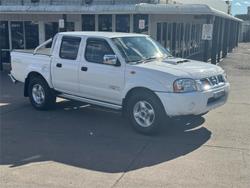 2014 Nissan Navara ST-R