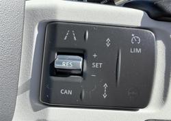2021 Land Rover Defender 90 D300 SE