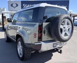 2021 Land Rover Defender 90 D300 SE