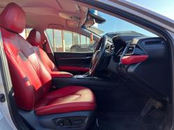 2020 Toyota Camry SX GSV70R Silver Pearl