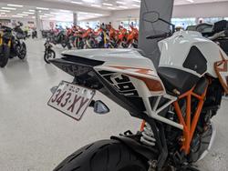 2016 Ktm 1290 SUPER DUKE R SE WHITE