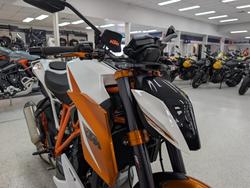2016 Ktm 1290 SUPER DUKE R SE WHITE