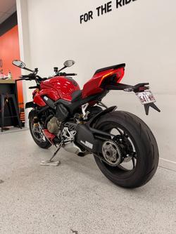 2021 DUCATI STREETFIGHTER V4 S Red