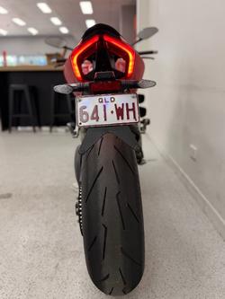 2021 DUCATI STREETFIGHTER V4 S Red