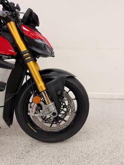 2021 DUCATI STREETFIGHTER V4 S Red