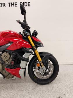 2021 DUCATI STREETFIGHTER V4 S Red