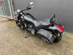 2013 VICTORY HAMMER 8-BALL BLACK