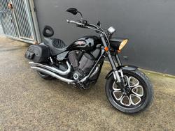 2013 VICTORY HAMMER 8-BALL BLACK