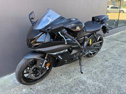 2024 Yamaha YZF-R7LA BLACK