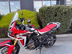 2016 Honda CRF1000L AFRICA TWIN Red