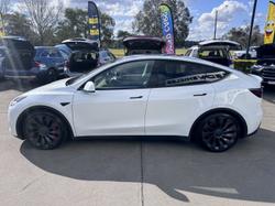 2023 Tesla Model Y Performance (No Series) AWD White