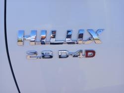 2022 Toyota Hilux SR