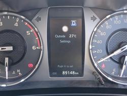 2022 Toyota Hilux SR