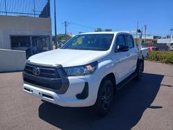 2022 Toyota Hilux SR
