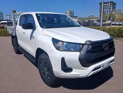 2022 Toyota Hilux SR