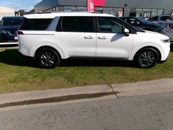 2022 Kia Carnival S