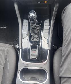 2025 Isuzu MU-X LS-U