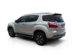 2021 Isuzu MU-X LS-T