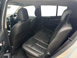 2021 Isuzu MU-X LS-T