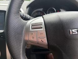 2021 Isuzu MU-X LS-T