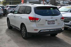 2017 Nissan Pathfinder ST-L