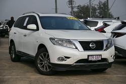 2017 Nissan Pathfinder ST-L