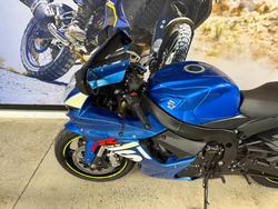 2017 Suzuki GSX-R750 BLUE