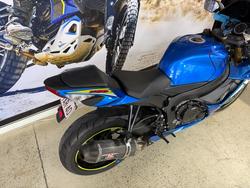 2017 Suzuki GSX-R750 BLUE