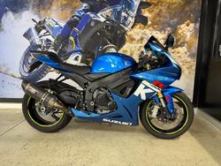 2017 Suzuki GSX-R750 BLUE