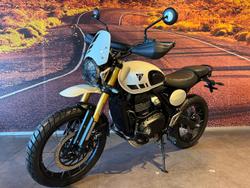 2026 Triumph Scrambler 400 XC Scrambler White
