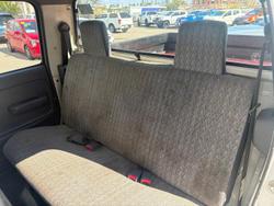 2004 Toyota Hilux