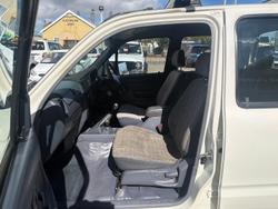 2004 Toyota Hilux