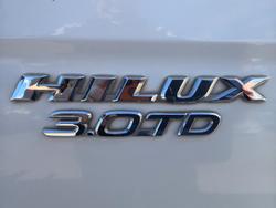 2004 Toyota Hilux