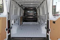 2026 Renault Master XDD MY26 Mineral White