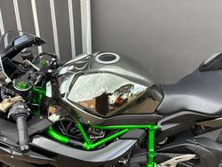 2025 Kawasaki NINJA H2 GREEN