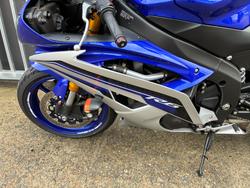 2016 Yamaha YZF-R6 BLUE